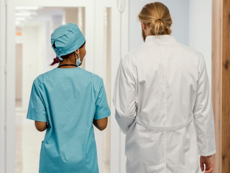 Approbation_process_two_doctors